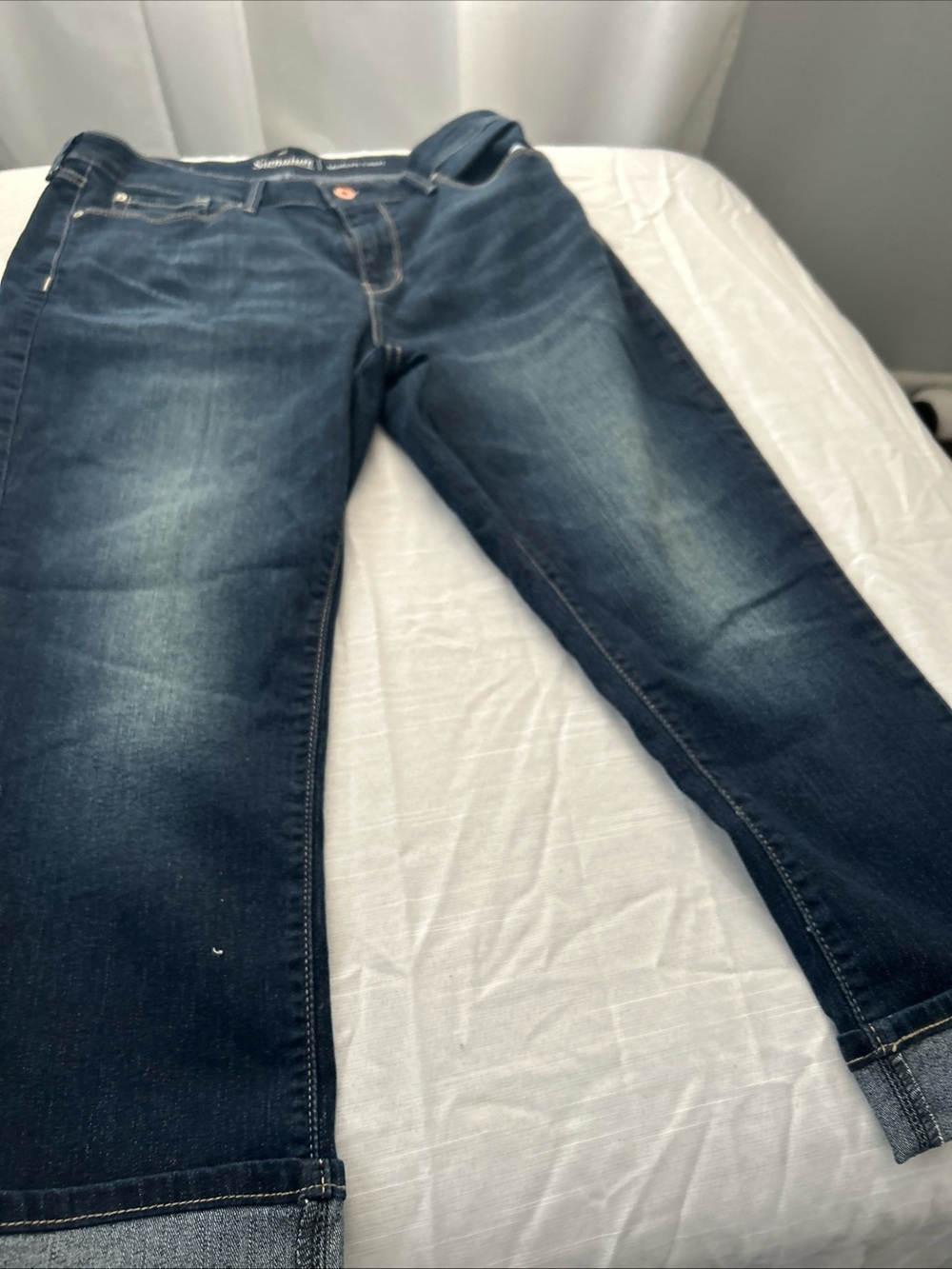 Signature Men's Dark Blue Slim Straight Jeans